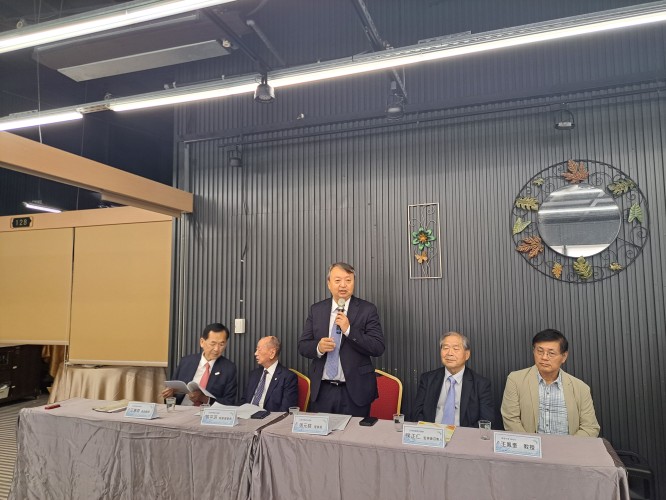 張元銘理事長主持第三屆第六次理監事會